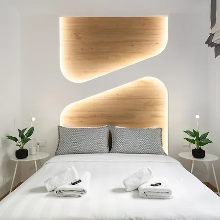 Contemporary Gem In The Heart Of Apartmán